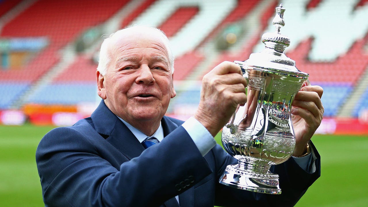 Wigan owner sorry for anti-semitic remarks but FA urged to act